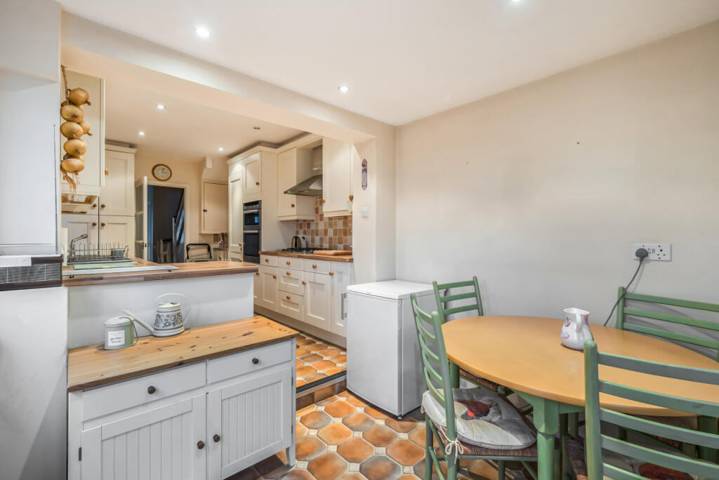 1385060-7-6926dfb...