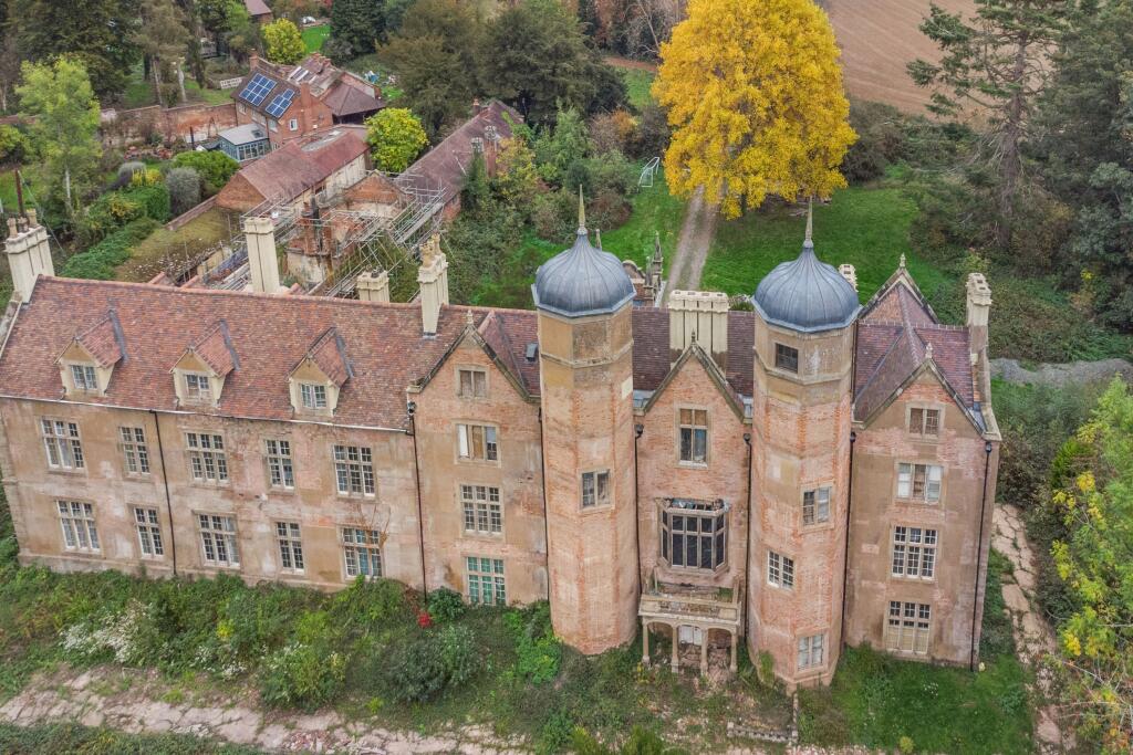 Ribbesford House, Bewdley, Shropshire, DY12 2TG