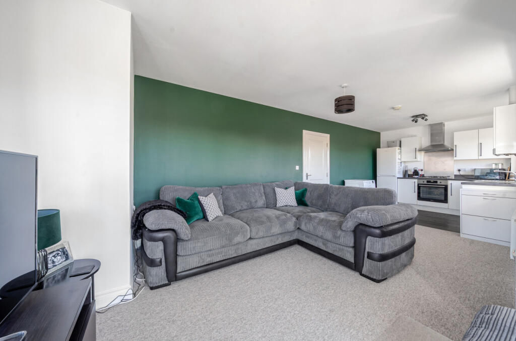 1358569-4-68d2793...