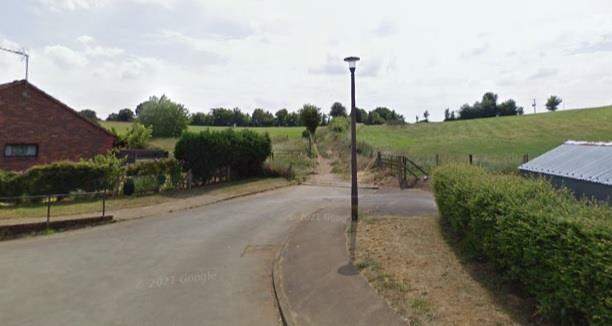 entrance to track.jpg