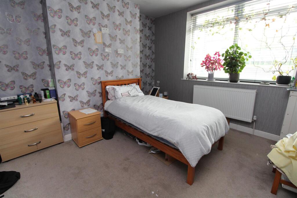 reception 2 / bedroom .jpg