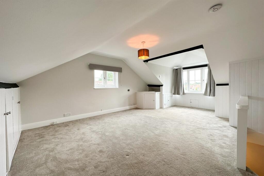 Loft room (Main)