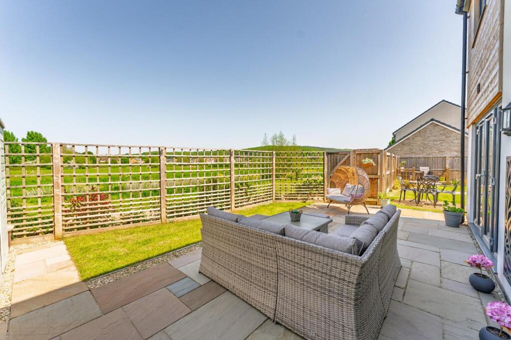 11 West Mill Congresbury  -44.jpg