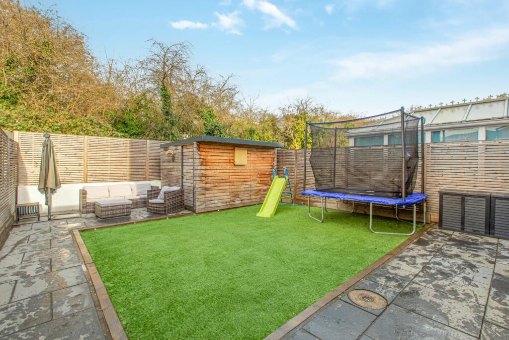Rosemount Drive - Garden 1 - EweMove Pontefract