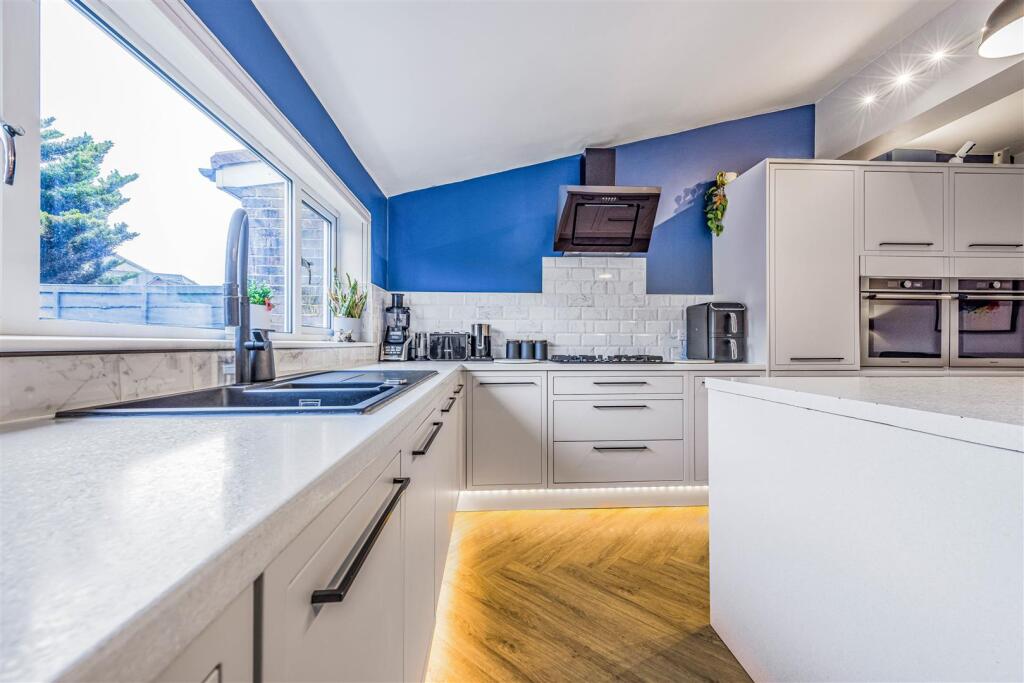 77 Shelford Road, Southsea-Small-PorticoMarketing-
