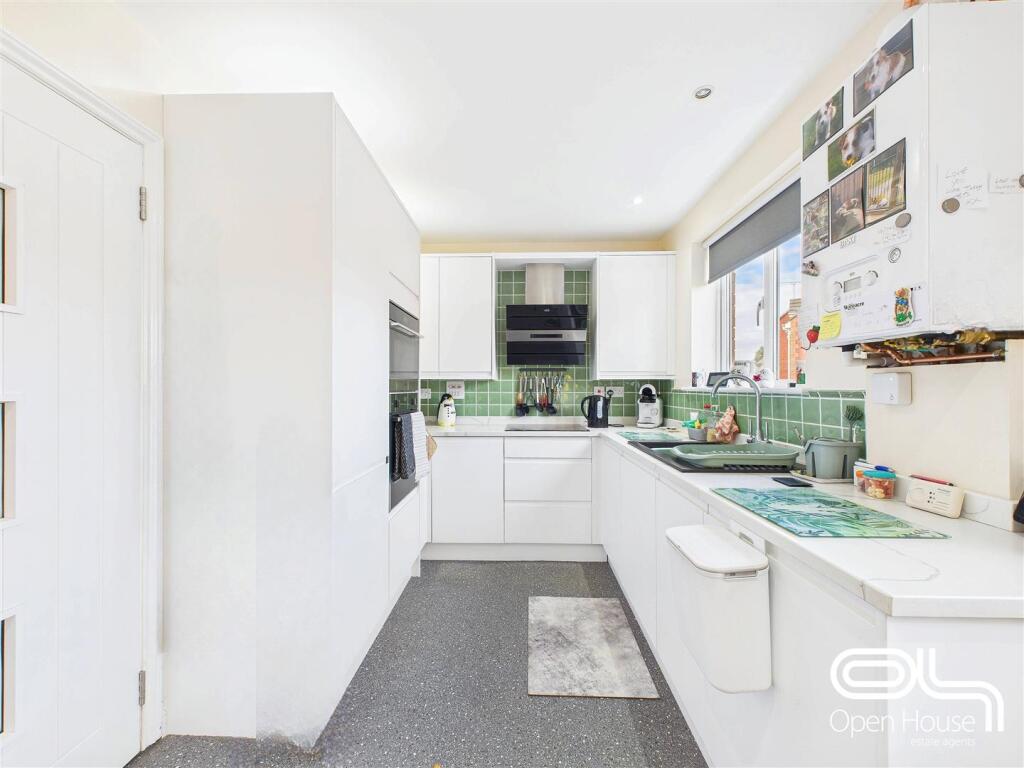 Open Plan Kitchen/ Dining Room