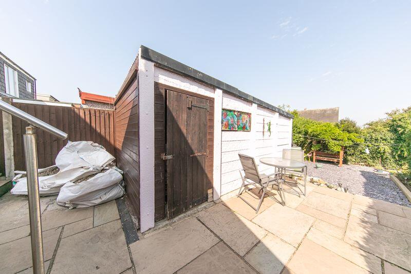 Garage/storage space