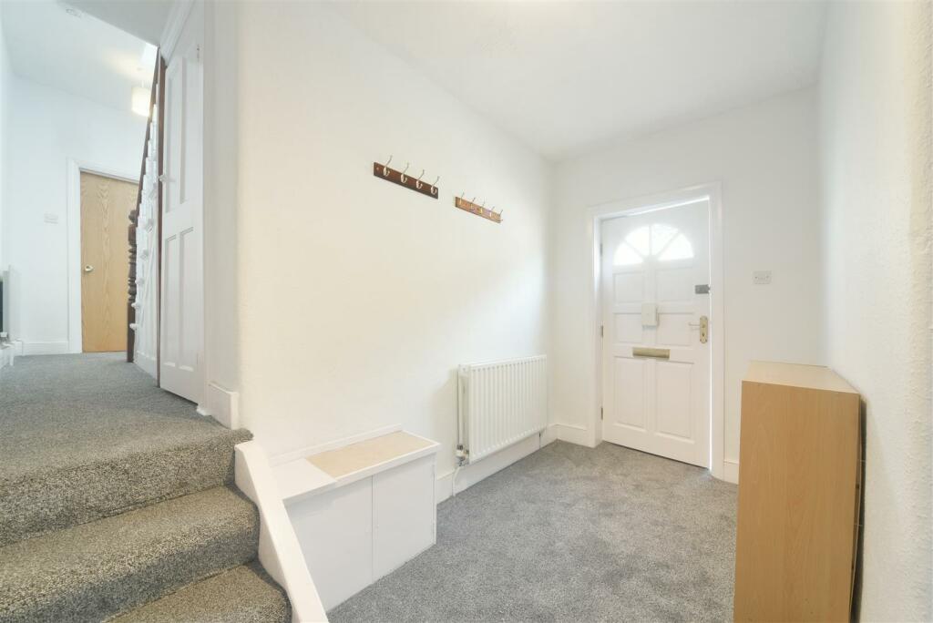 LAMBTON ROAD, 8A -1.jpg