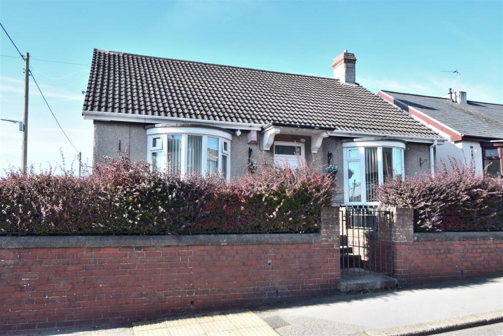 27 Broom Road (1).JPG