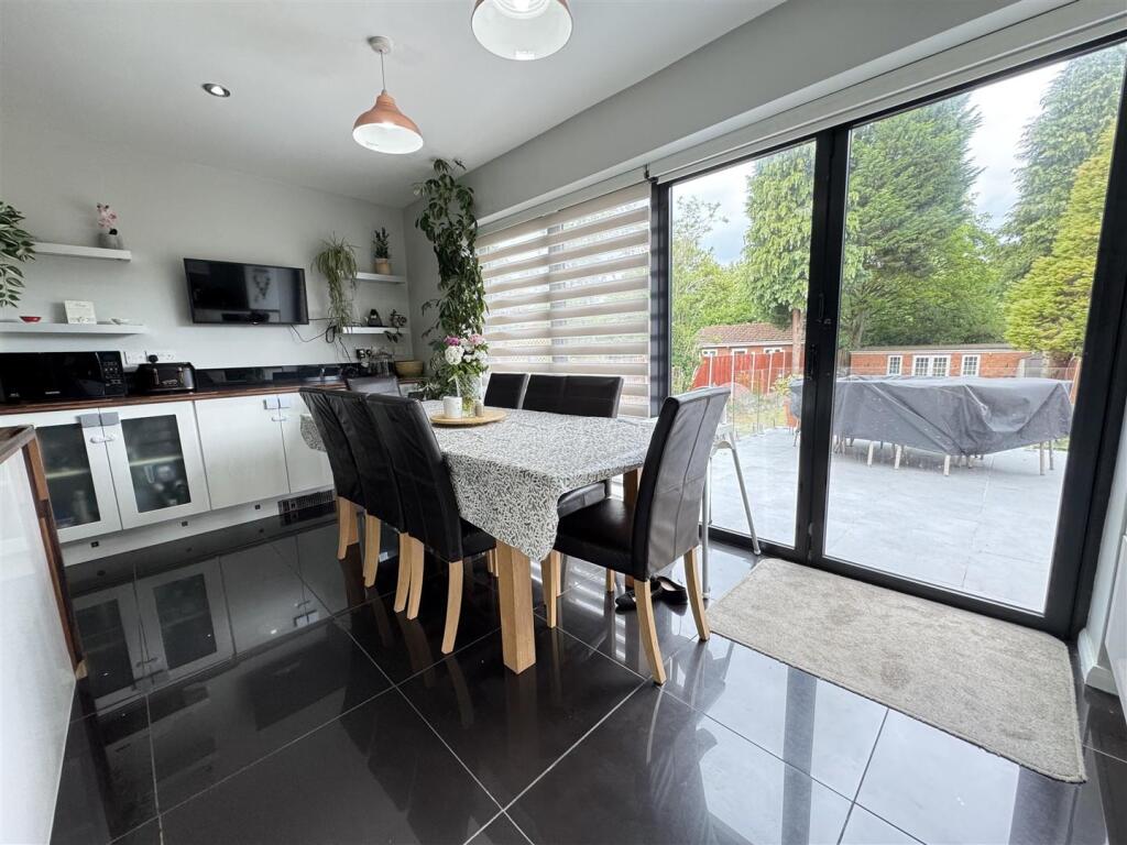 IMG_1992 (Large).JPG