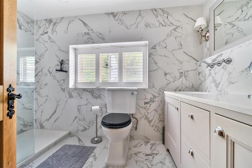 shower room.jpg