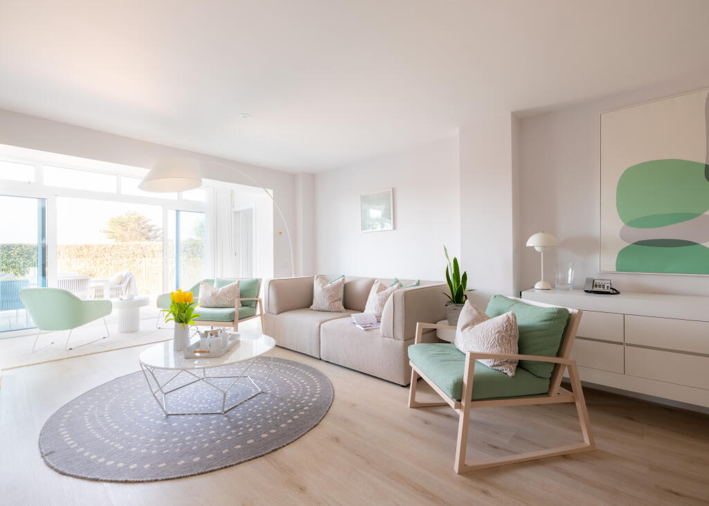 67d982abd9b19_St Moritz 1-32