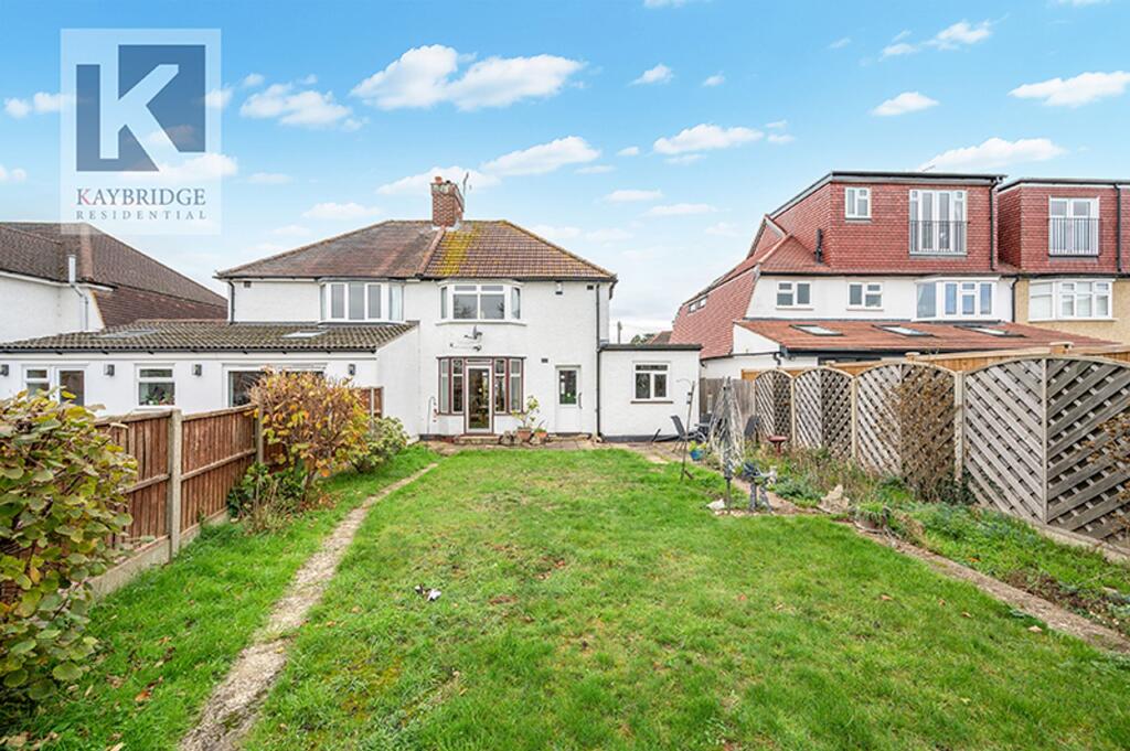 Walsingham Gardens, Epsom - KT19 0LX