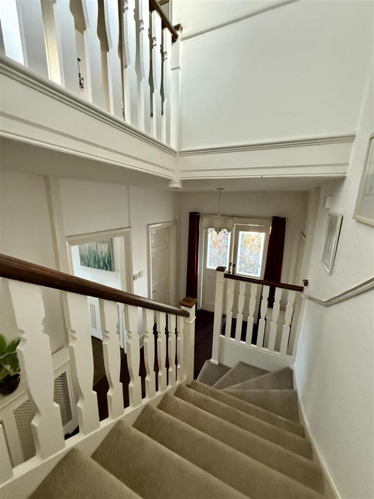Entrance Hallway: