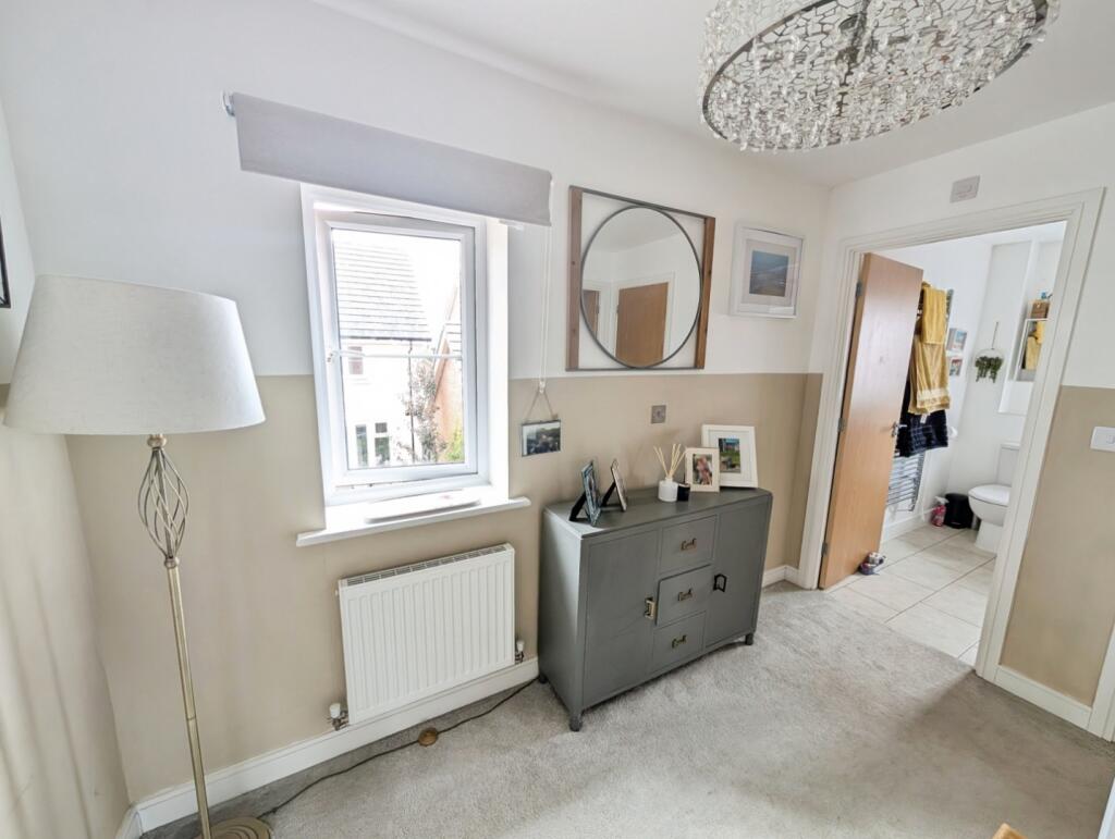 pbox-bedroom-326460.jpg