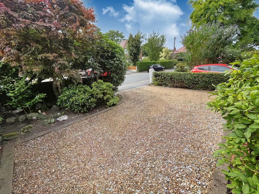Driveway.jpg
