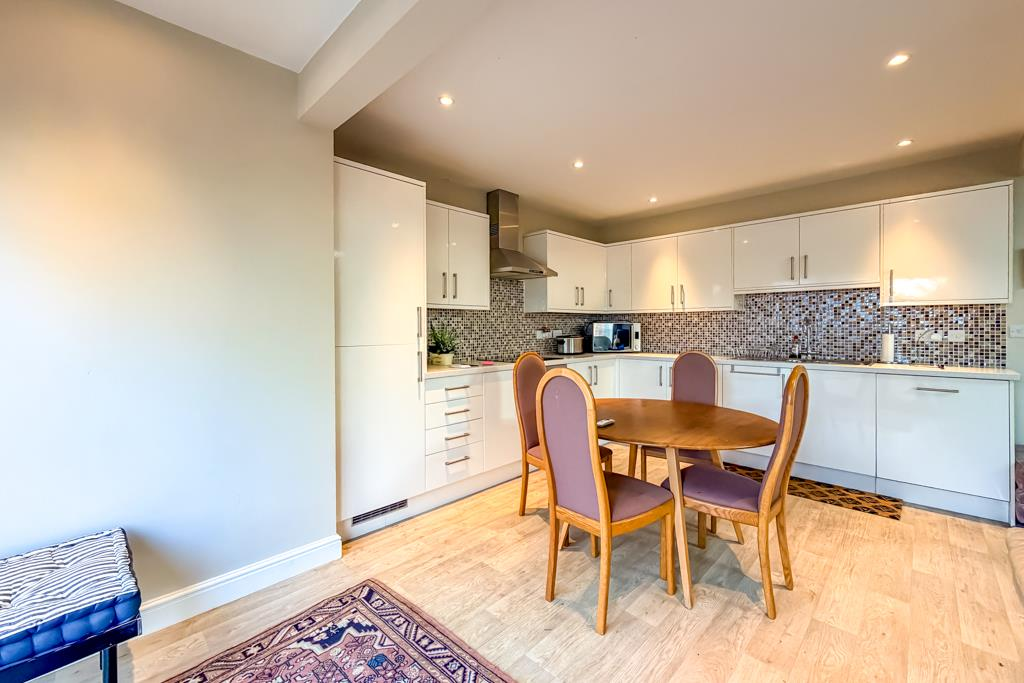 Kitchen/Family Room