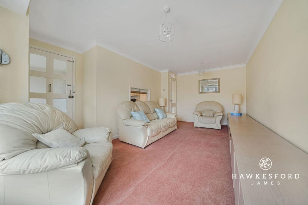 Stanhope Avenue, Sittingbourne - Lounge