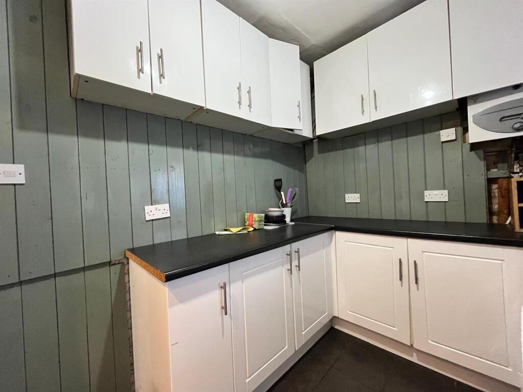 WhatsApp Image 2025-09-17 at 14.18.52 (2).jpeg