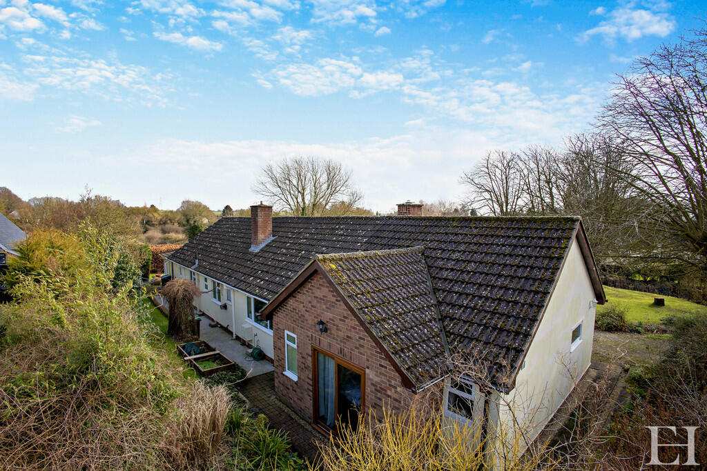 8635089-exteriorW...