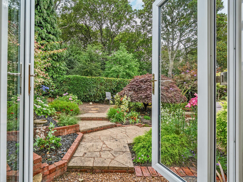 1326046-9-68766d9...