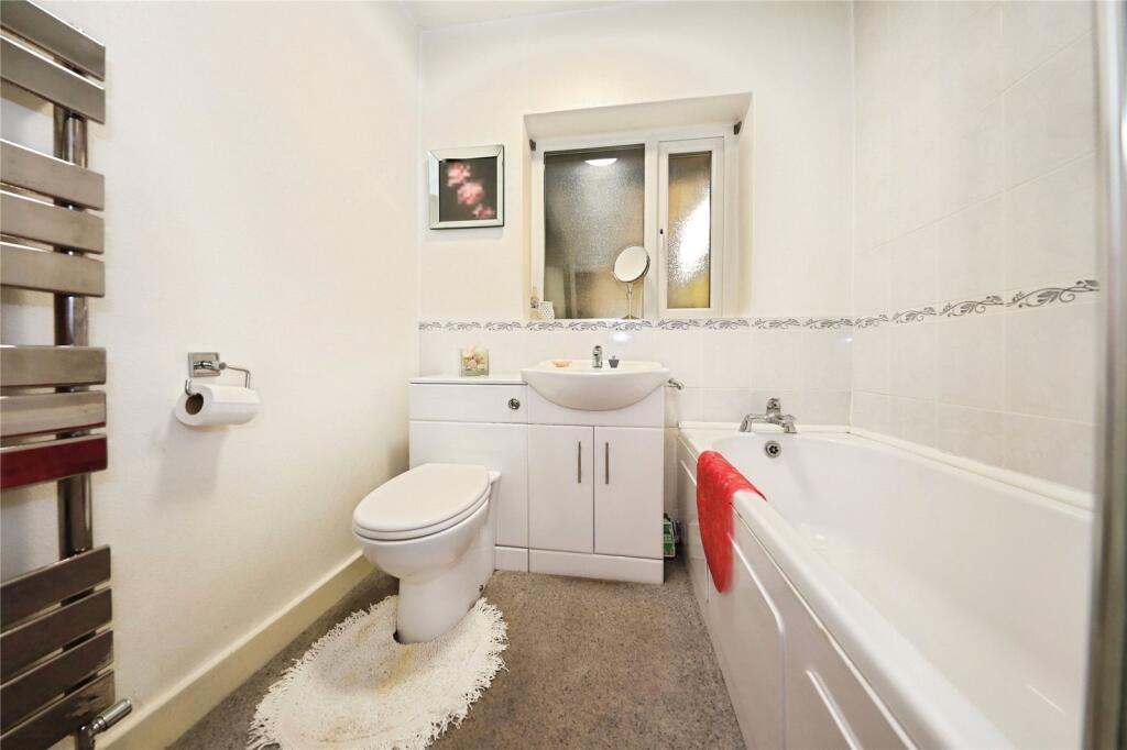 Bathroom / W.C.
