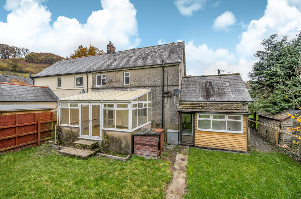 1374574-22-690caf...