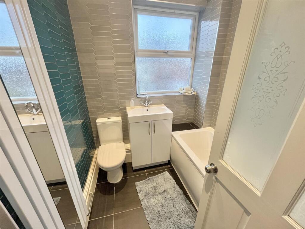 First Floor Bathroom