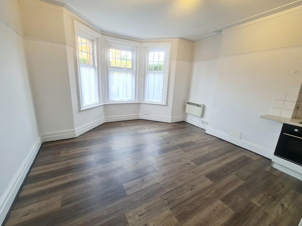 Kitchen / Studio