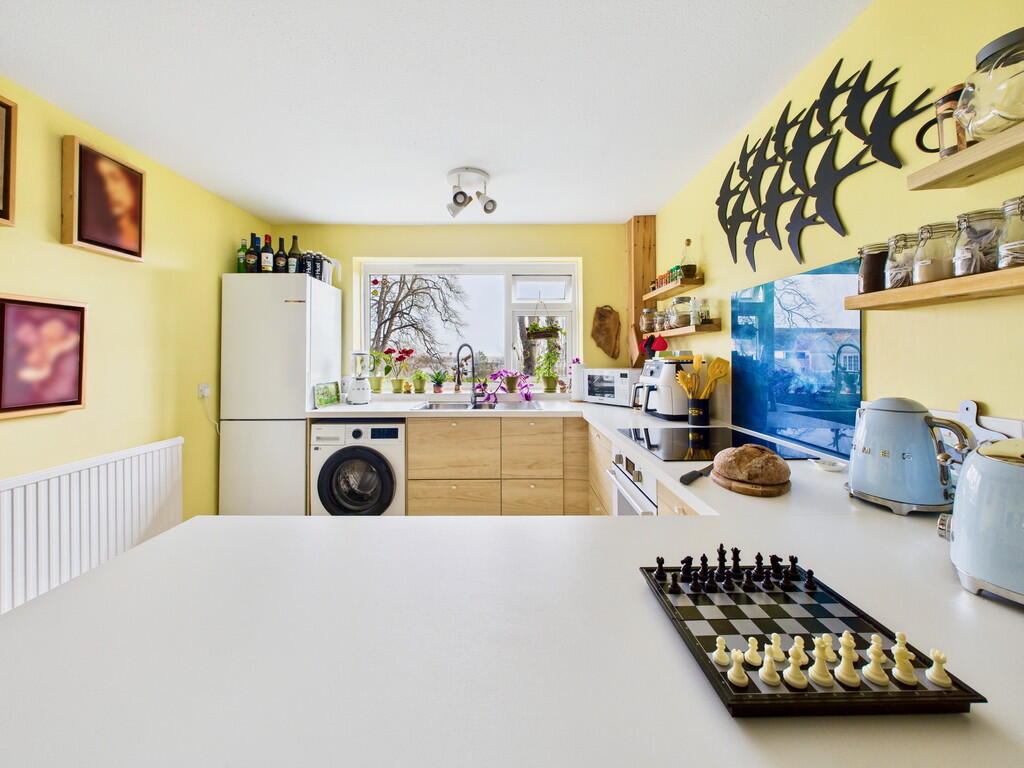 Kitchen 1