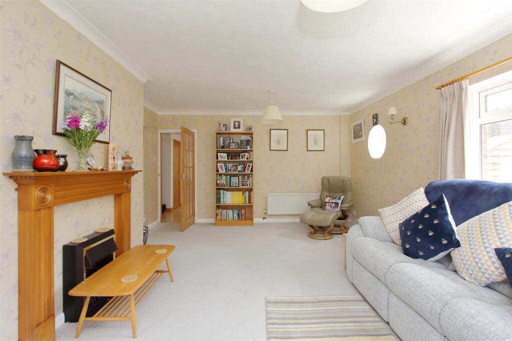 cedar gables ph31.JPG