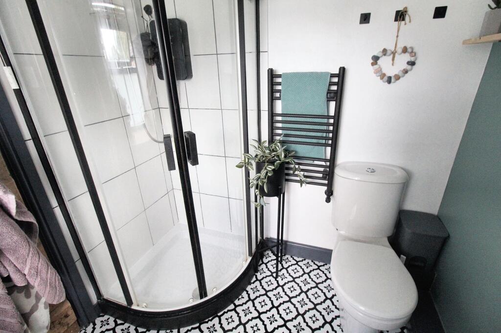 En Suite One