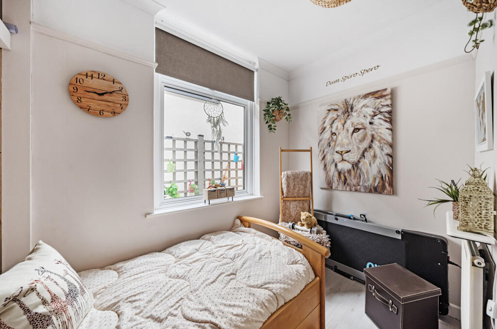 1318058-7-686580f...