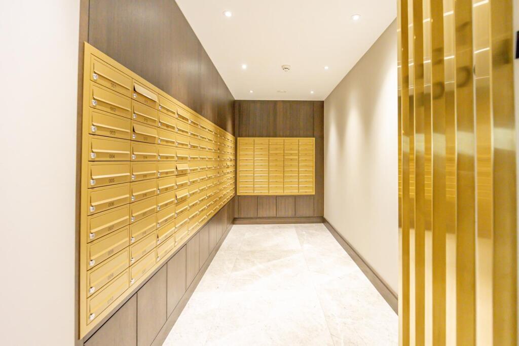 Building Mail.jpg