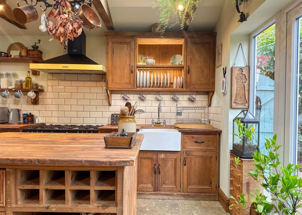 KITCHEN 3