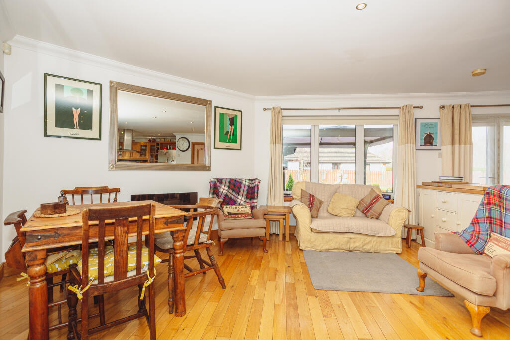 Open Plan Dining/Living Space