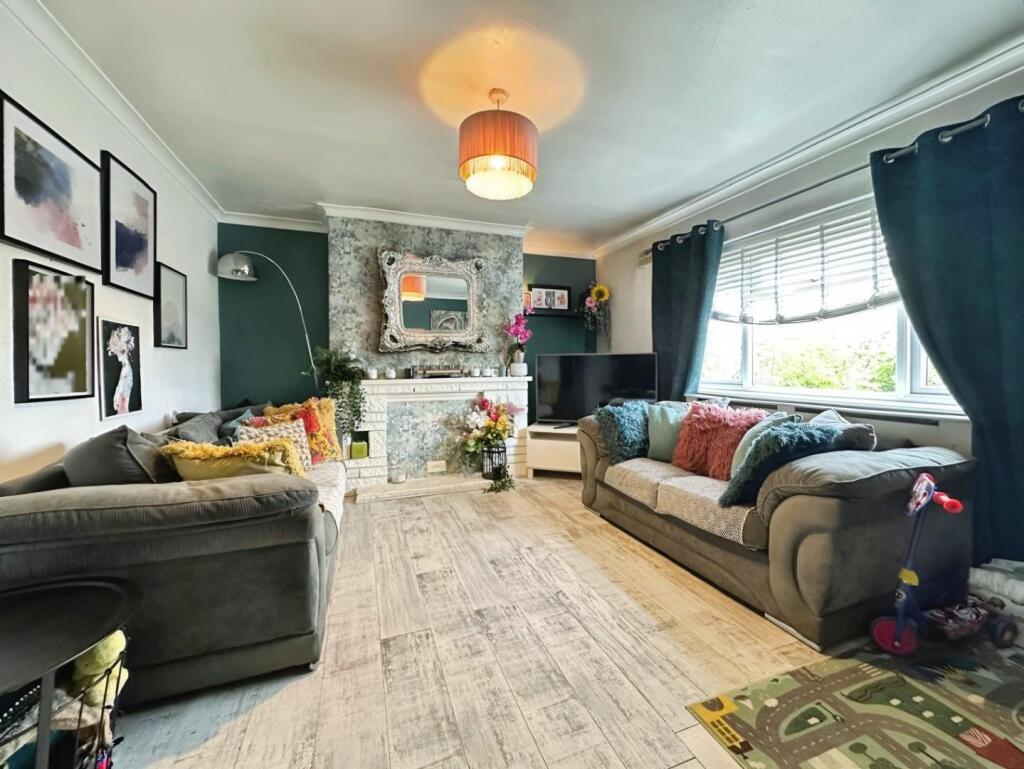 8ed235c9-WhatsApp 20Image 202025-08-19 20at 2016.3