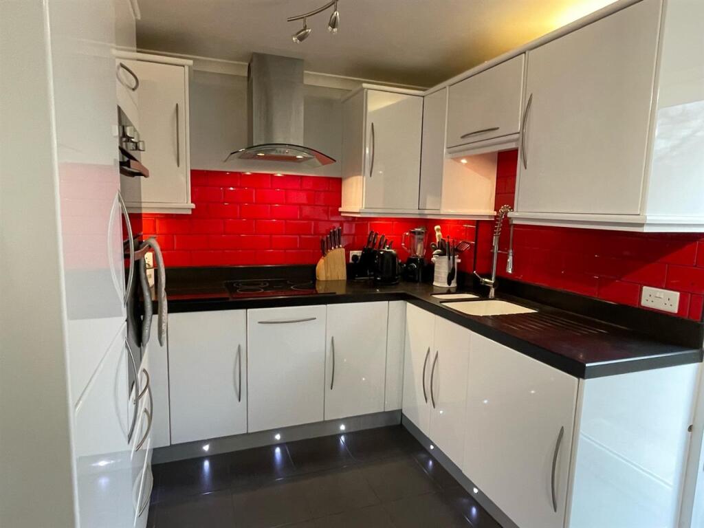 Kitchen,.jpg