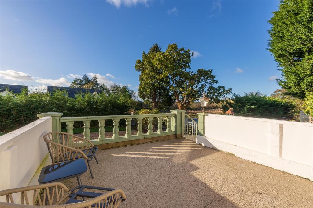 934 garstang rd_6.jpg