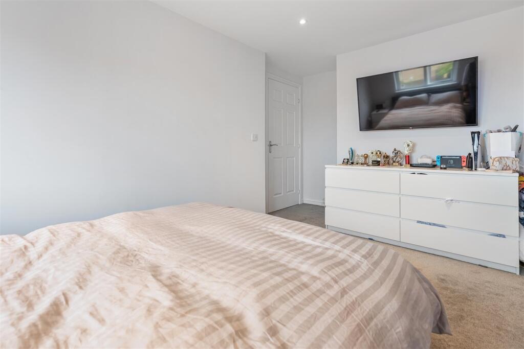 Bedroom 3.2.jpg
