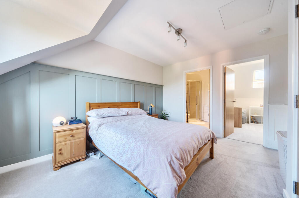 1325210-6-6870f92...