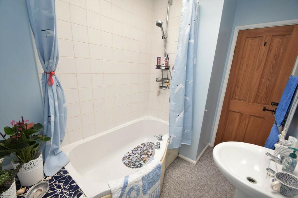 Bathroom 2
