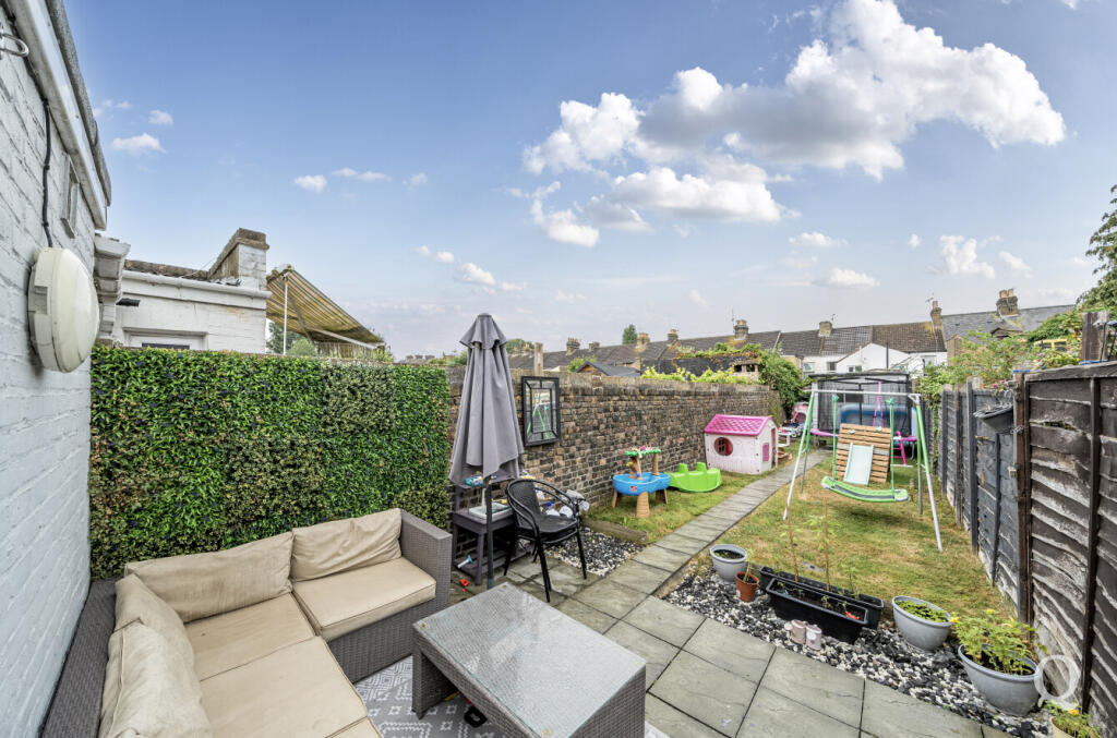 0457cc9f-b898-48a...