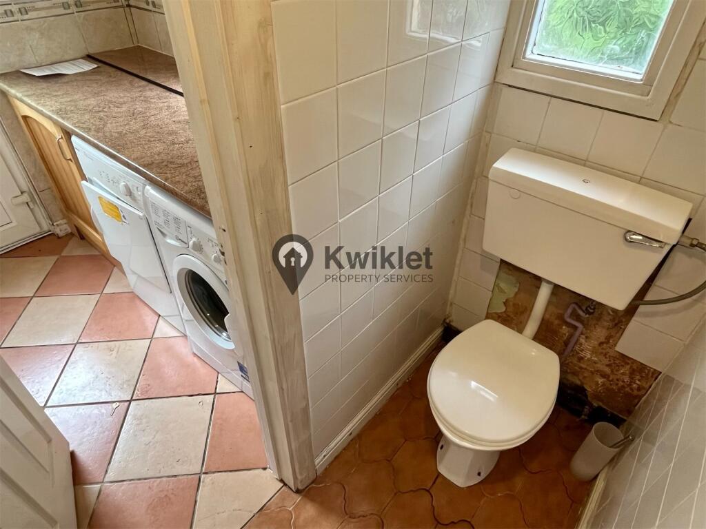 eZy Watermark_04-09-2022_10-32-51pm