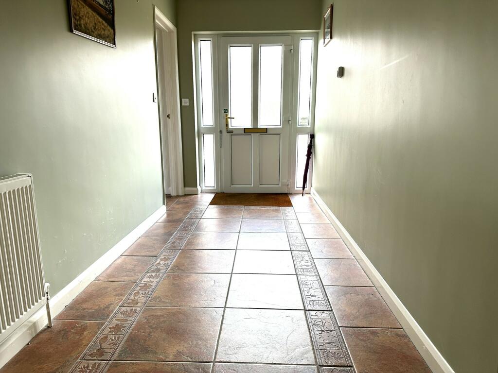 Hallway.JPG