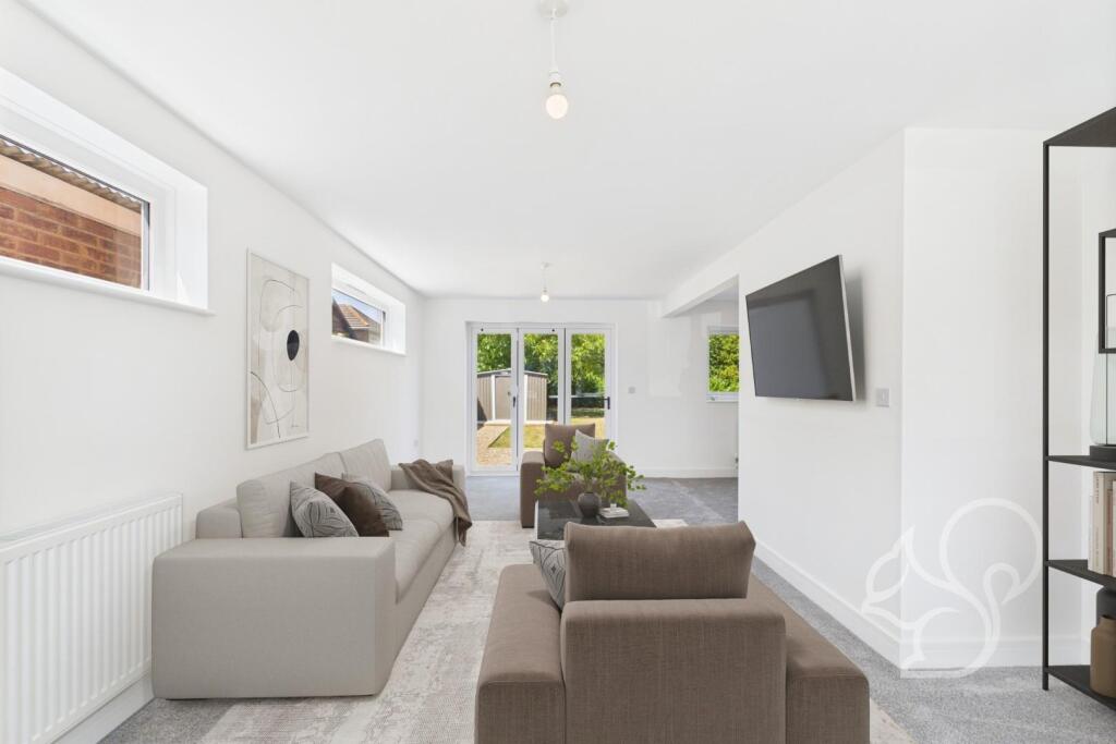 CAM01659G0-PR0512-STILL011 (1).jpg