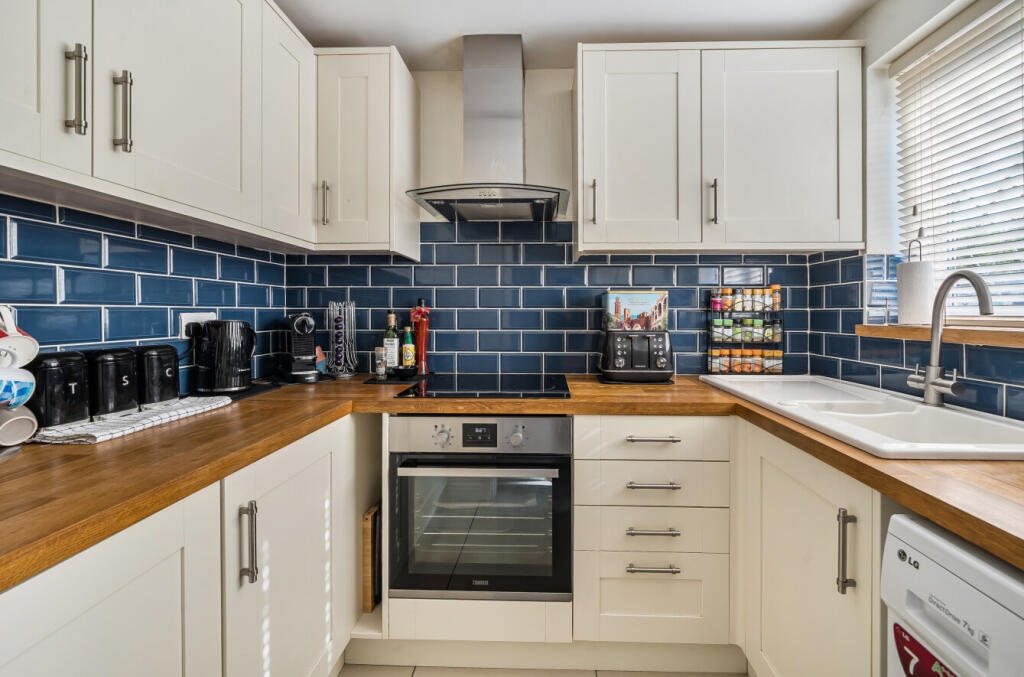 1335449-8-68a5fe3...