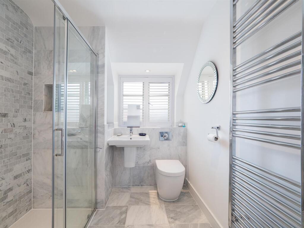 10 Shottery Green-19.jpg