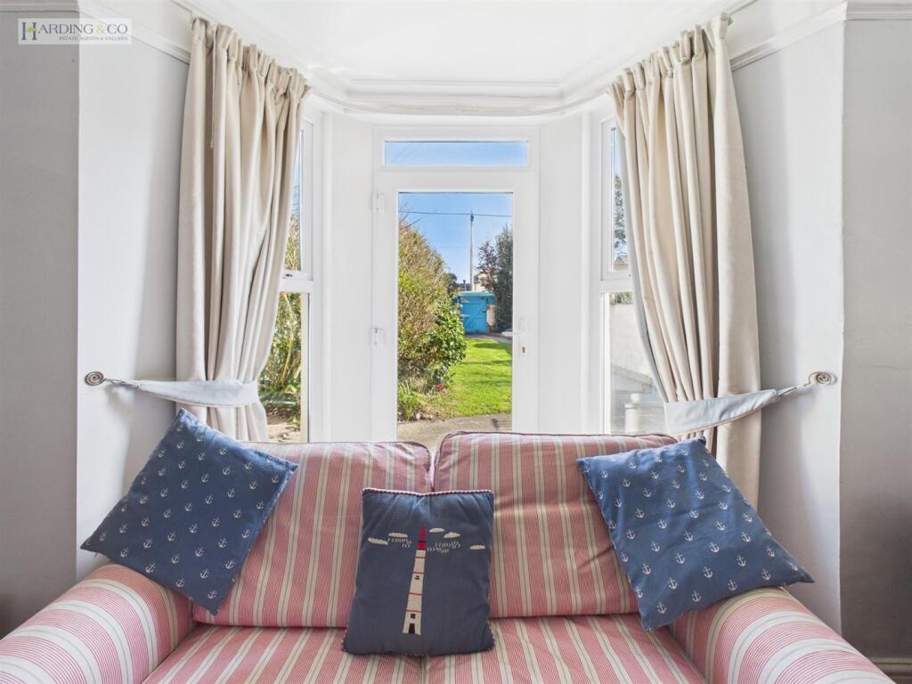 Sitting room french doors.jpg