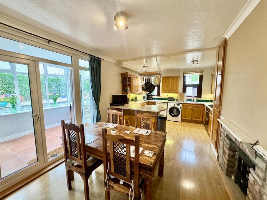 PHOTO-2025-08-01-09-06-56 (25).jpg